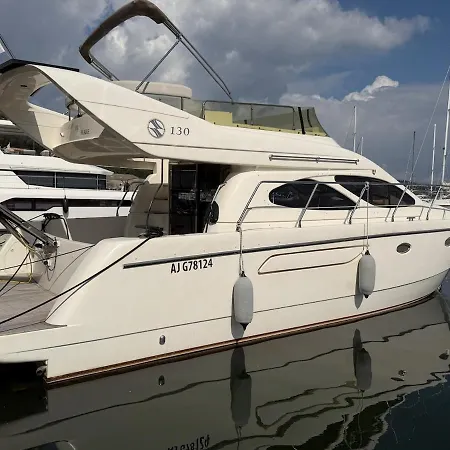 Unique Aboard A Boat * Porto-Vecchio (Corsica)
